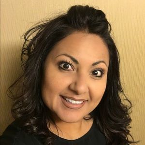 Meet your Posher, Sonia